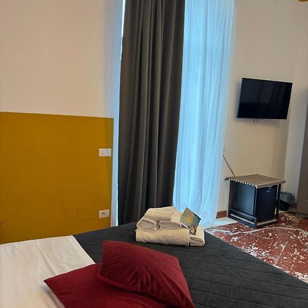 Rettifilo 311 Hotel Naples Exterior photo
