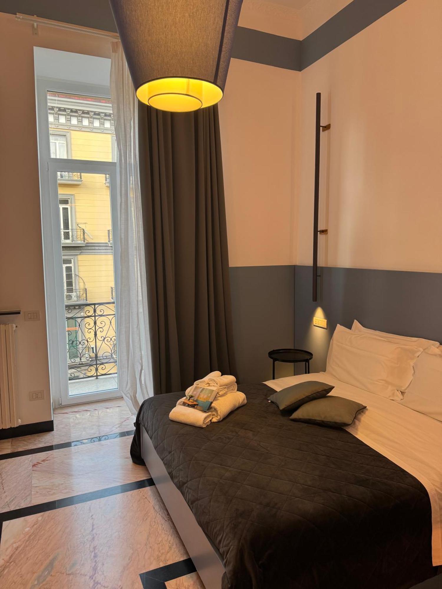 Rettifilo 311 Hotel Naples Exterior photo