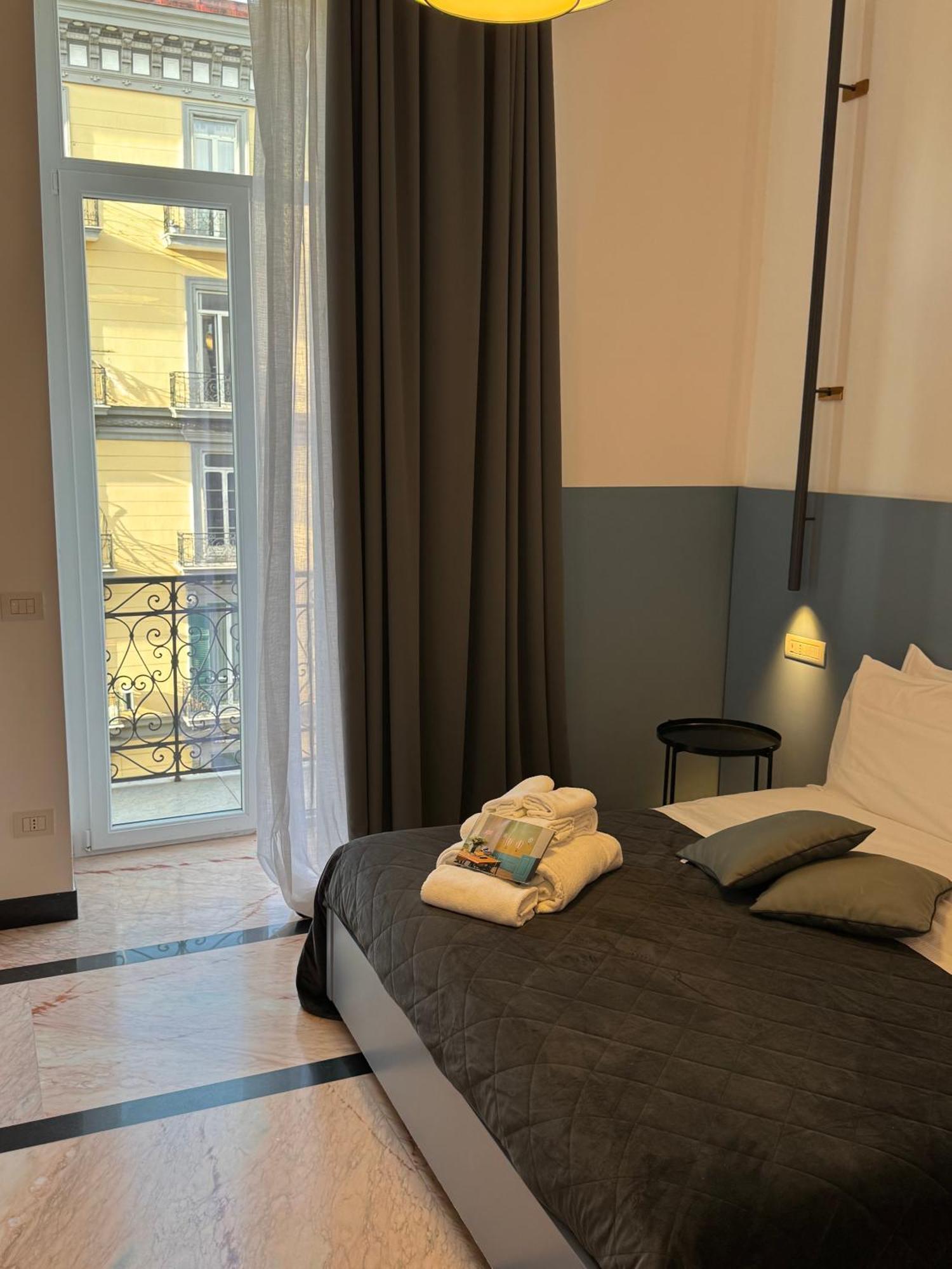 Rettifilo 311 Hotel Naples Exterior photo