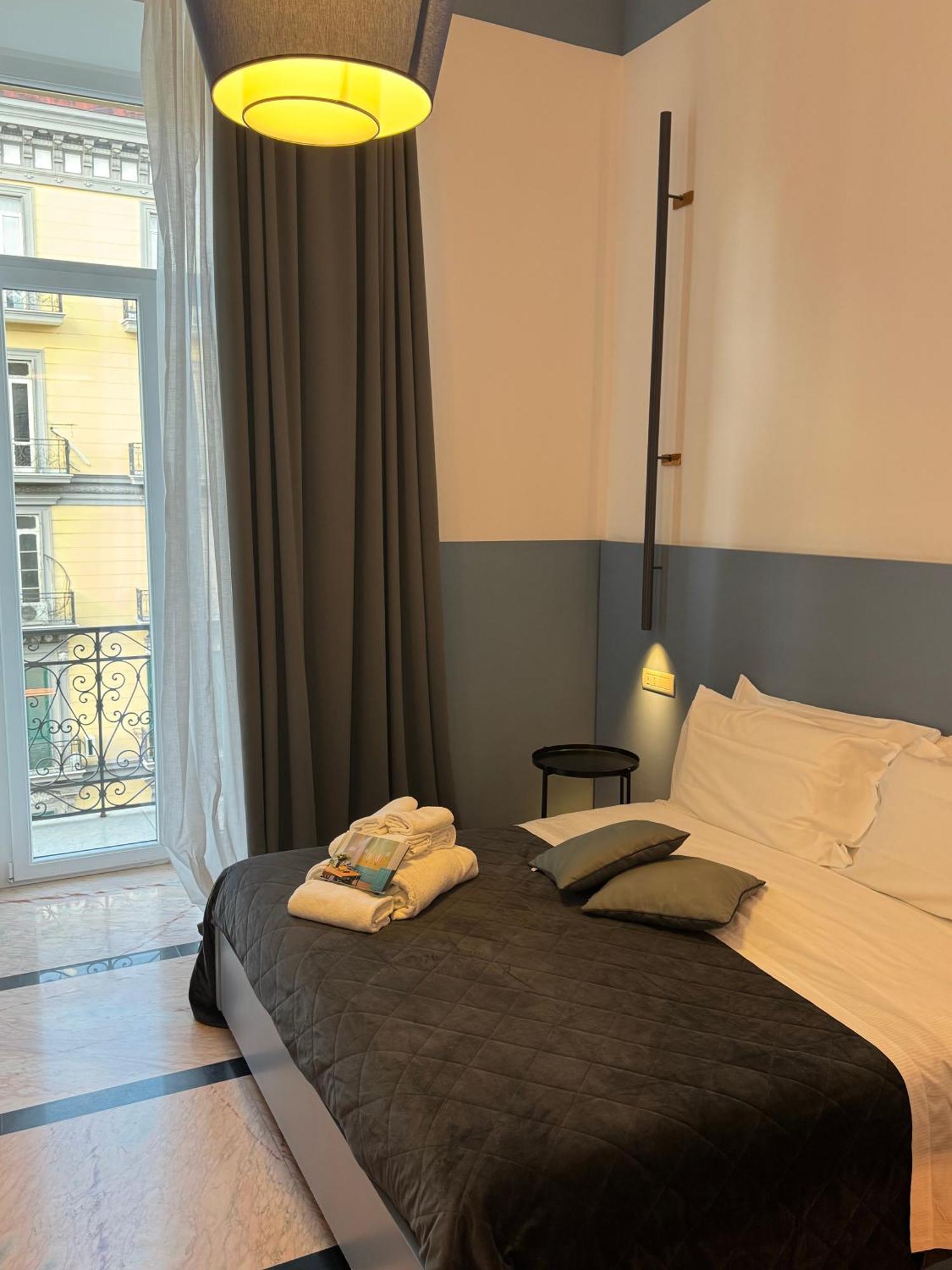 Rettifilo 311 Hotel Naples Exterior photo